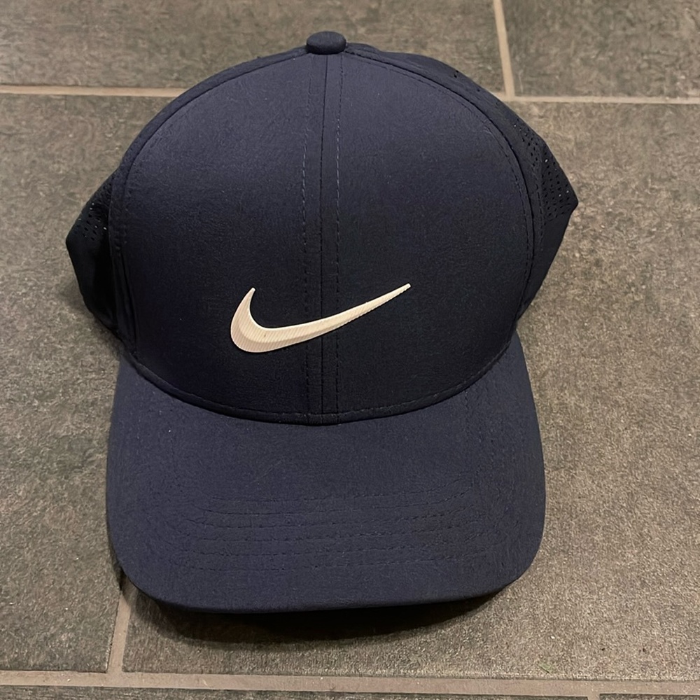 Nike Golf Hat